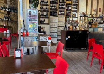 Interno non residenziale - Cafeteria - Cold Bar Savona (neighborhood Centro storico) - photo 6