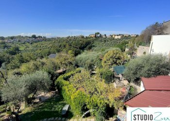 Foto 7 - Trilocale rimembranze
 
22, Amelia - foto 7