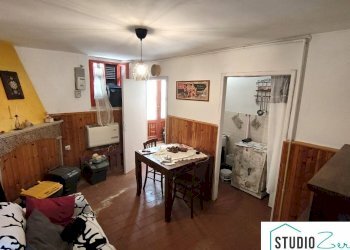 Foto 10 - Trilocale rimembranze
 
22, Amelia - foto 10