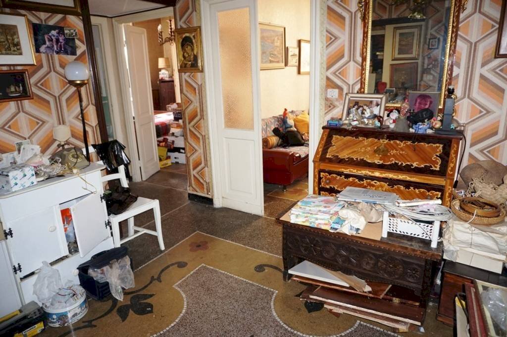 Ingresso - Trilocale via Giovanni Pascoli, 5, Genova (zona Sampierdarena) - foto 3