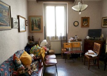 Soggiorno - Trilocale via Giovanni Pascoli, 5, Genova (zona Sampierdarena) - foto 4