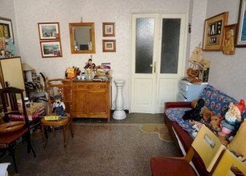 Soggiorno - Trilocale via Giovanni Pascoli, 5, Genova (zona Sampierdarena) - foto 5