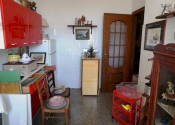 Cucina - Trilocale via Giovanni Pascoli, 5, Genova (zona Sampierdarena) - foto 10