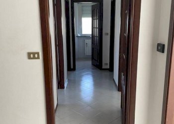 Corridoio - Appartamento via Trinità da Lungi, 27, Castellazzo Bormida - foto 11