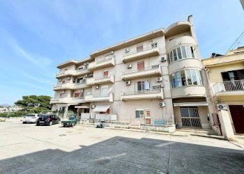 Foto 17 - Quadrilocale Via Portella Della Ginestra
 
20, 20, Balestrate - foto 17