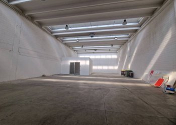 Interno non residenziale - Capannone via Ciro Menotti, Rho - foto 20