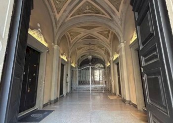 Interno palazzo - Ufficio via Luigi Zamboni, 9, Bologna (zona Centro Storico) - foto 14