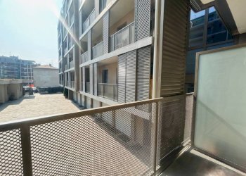 Facciata - Two-room apartment viale Valganna, 108, Varese - photo 17