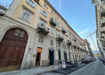 Facciata - Shop via Matteo Pescatore, 9, Torino (neighborhood Centro) - photo 3