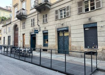 Facciata - Shop via Matteo Pescatore, 9, Torino (neighborhood Centro) - photo 6