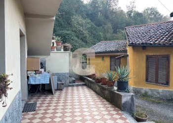 Ingresso - Casa indipendente strada Nosa, 39, Castagneto Po - foto 7