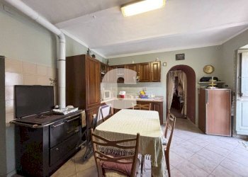 Cucina - Casa indipendente strada Nosa, 39, Castagneto Po - foto 10
