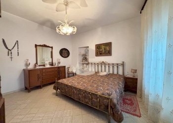 Camera da letto - Casa indipendente strada Nosa, 39, Castagneto Po - foto 19