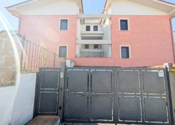 Facciata - Trilocale via Anna Lorenzetto, Roma - foto 24