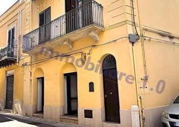 Facciata - Shop via Tenente Vito Manno, 35, Alcamo - photo 29