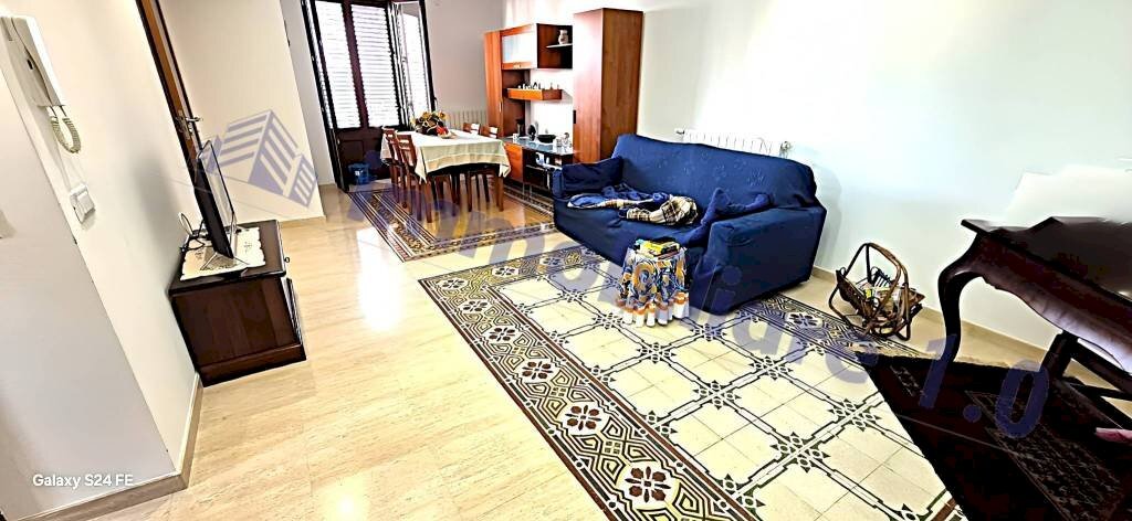 Salone - Appartamento via Tenente Vito Manno, 35, Alcamo - foto 1
