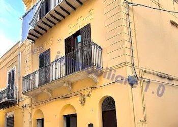 Facciata - Appartamento via Tenente Vito Manno, 35, Alcamo - foto 23
