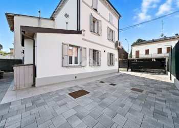 Casa semi indipendente Via Antonio Gramsci, Cavezzo - foto 2