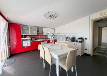 1.jpg - Mansarda Via Nicola Gaglione, Marcianise - foto 1