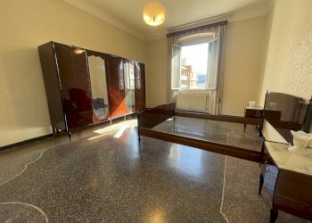 camera 2  vendita via montaldo marassi genova.JPG - Appartamento Via Leonardo Montaldo 33, Genova - foto 18