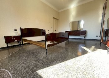 camera 2  vendita via montaldo marassi genova (2). - Appartamento Via Leonardo Montaldo 33, Genova - foto 20