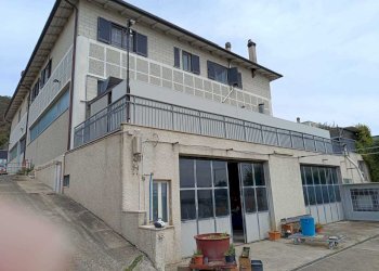 22.jpeg - Locale Commerciale Via Rimembranze, Amelia - foto 1