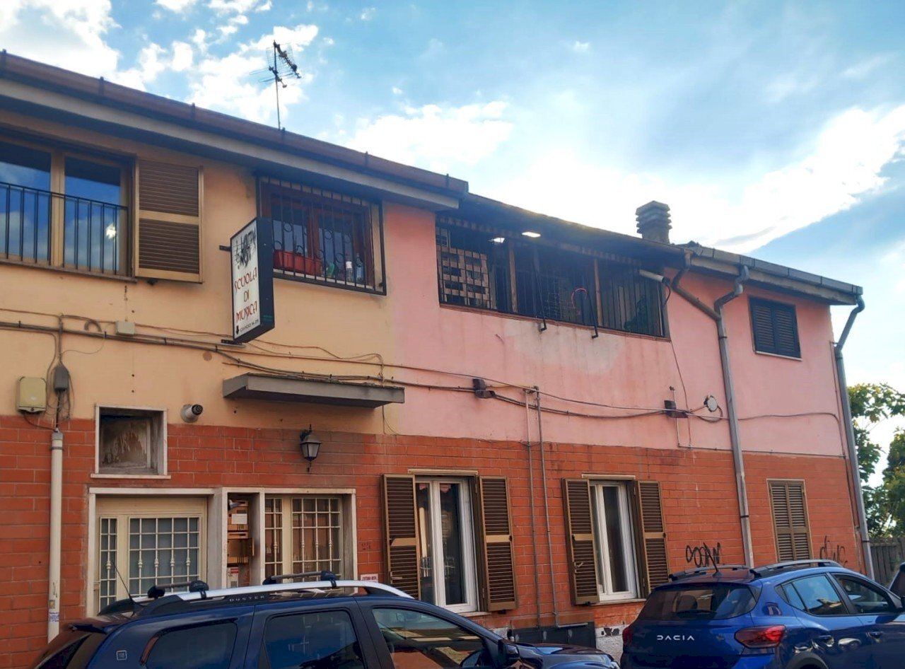 WhatsApp Image 2025-10-15 at 16.43.43.jpeg - Trilocale VIA CIRO MENOTTI 25, Guidonia Montecelio - foto 2