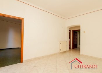 2.1 SALA.jpg - Appartamento VIA F. RAVASCHIO 17, Genova - foto 5