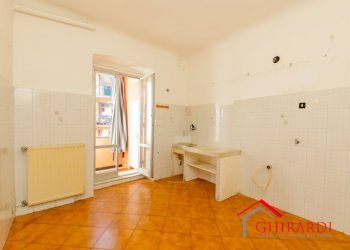 3.0 CUCINA.jpg - Appartamento VIA F. RAVASCHIO 17, Genova - foto 6