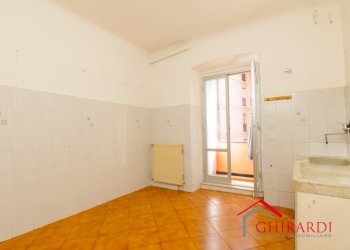 3.1 CUCINA.jpg - Appartamento VIA F. RAVASCHIO 17, Genova - foto 7