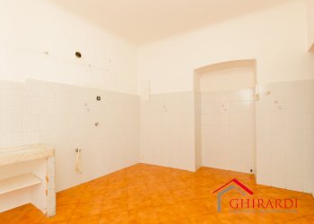 3.5 CUCINA.jpg - Appartamento VIA F. RAVASCHIO 17, Genova - foto 10