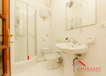 6.0 BAGNO.jpg - Appartamento VIA F. RAVASCHIO 17, Genova - foto 19