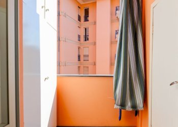 7.0 BALCONE.jpg - Appartamento VIA F. RAVASCHIO 17, Genova - foto 22