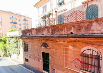 8.0 VISTA.jpg - Appartamento VIA F. RAVASCHIO 17, Genova - foto 27