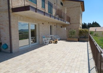 20220426_120003.jpg - Porzione di casa Via Barcaglione, Ancona - foto 19