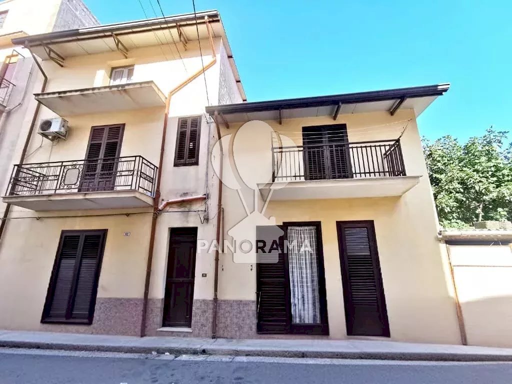 Townhouse Via Principe Castelnuovo, Partinico - photo 1