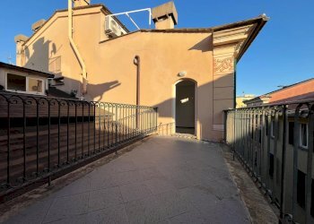 Terrazza - Trilocale Via Vittorio Veneto, Chiavari - foto 4