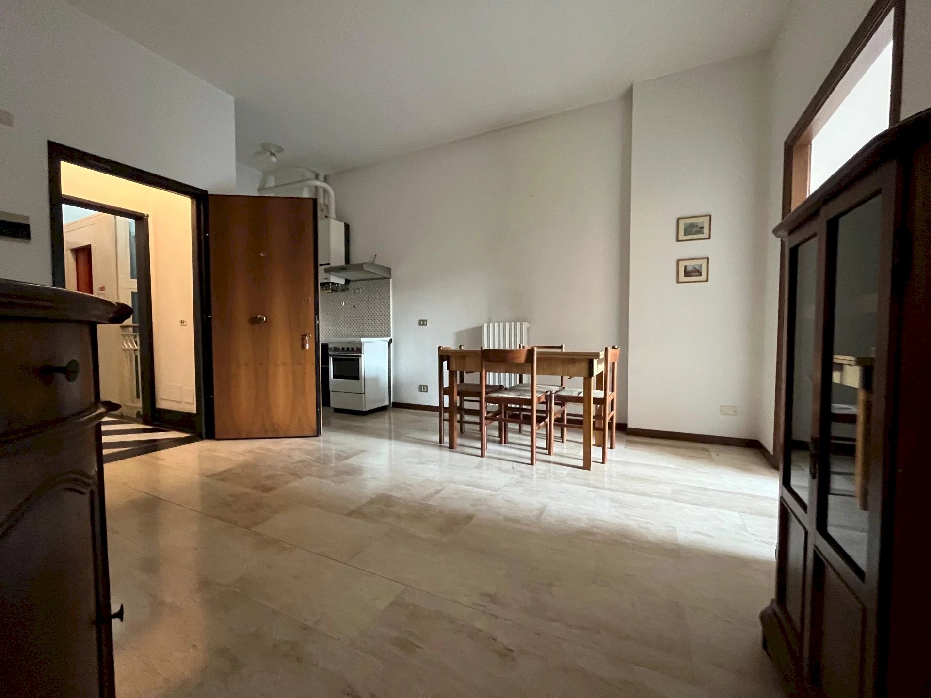 Soggiorno con cottura - Trilocale Via Vittorio Veneto, Chiavari - foto 2