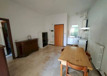 Soggiorno con cottura - Trilocale Via Vittorio Veneto, Chiavari - foto 7