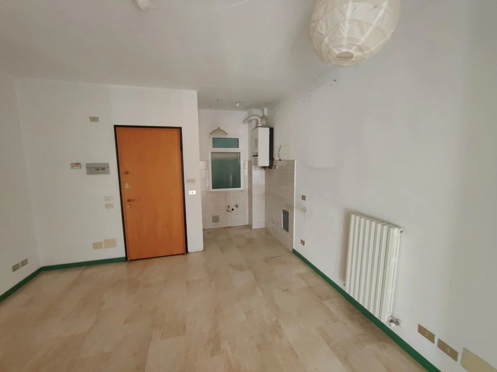 Soggiorno con cottura - Trilocale Via Vittorio Veneto, Chiavari - foto 2