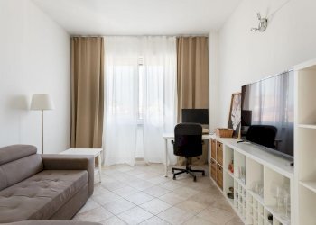 Two-room apartment Via Hermada, Milano (neighborhood Niguarda) - photo 1