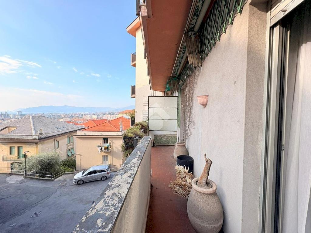 Appartamento Via S. Francesco D'Assisi, Savona (zona Villetta) - foto 3