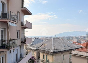 Appartamento Via S. Francesco D'Assisi, Savona (zona Villetta) - foto 2