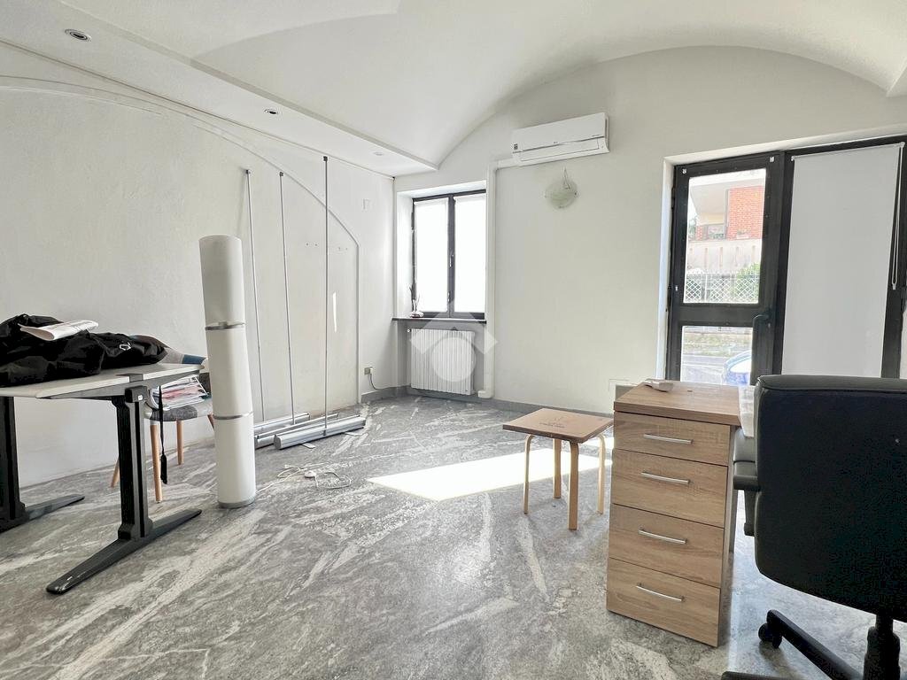 Shop Frazione Meridiana, Settime - photo 3