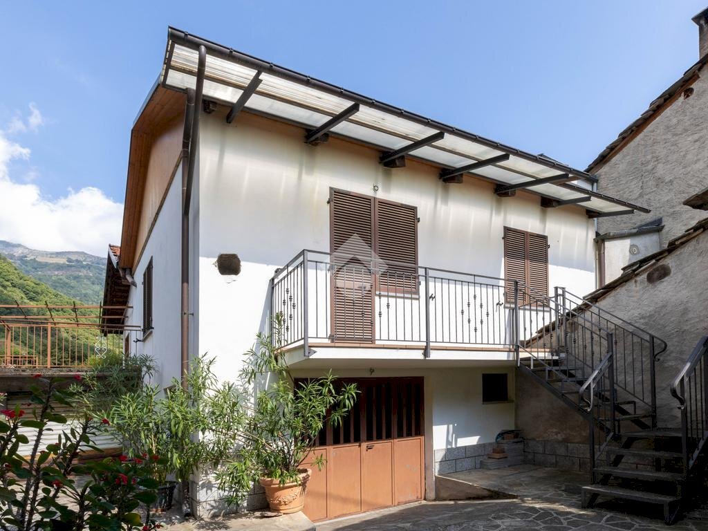 Semi-detached house Via Sibaud, Bobbio Pellice - photo 1