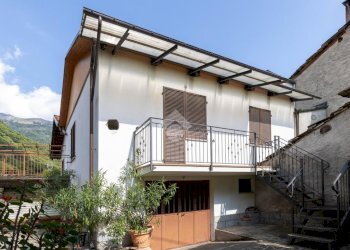 Semi-detached house Via Sibaud, Bobbio Pellice - photo 1