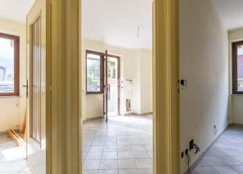 Semi-detached house Via Sibaud, Bobbio Pellice - photo 10