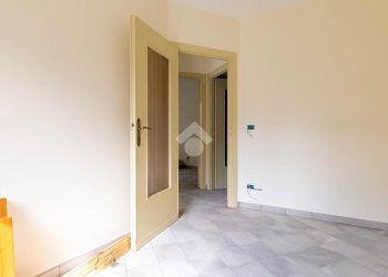 Semi-detached house Via Sibaud, Bobbio Pellice - photo 11