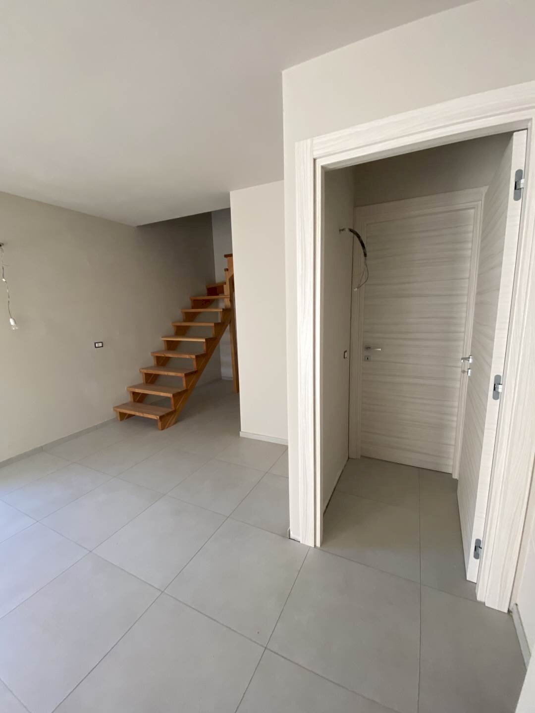 Two-room apartment Via Circonvallazione 11, Verrès - photo 3