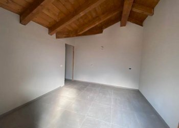 Two-room apartment Via Circonvallazione 11, Verrès - photo 12